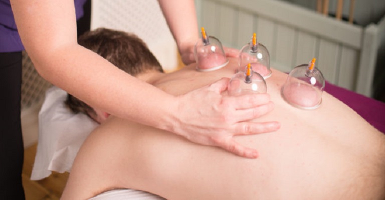 Back Cupping Massage Therapy For Men